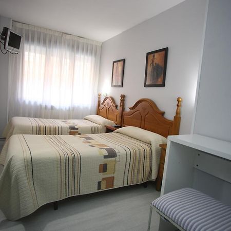 Hostal Santa Barbara Σορία Εξωτερικό φωτογραφία