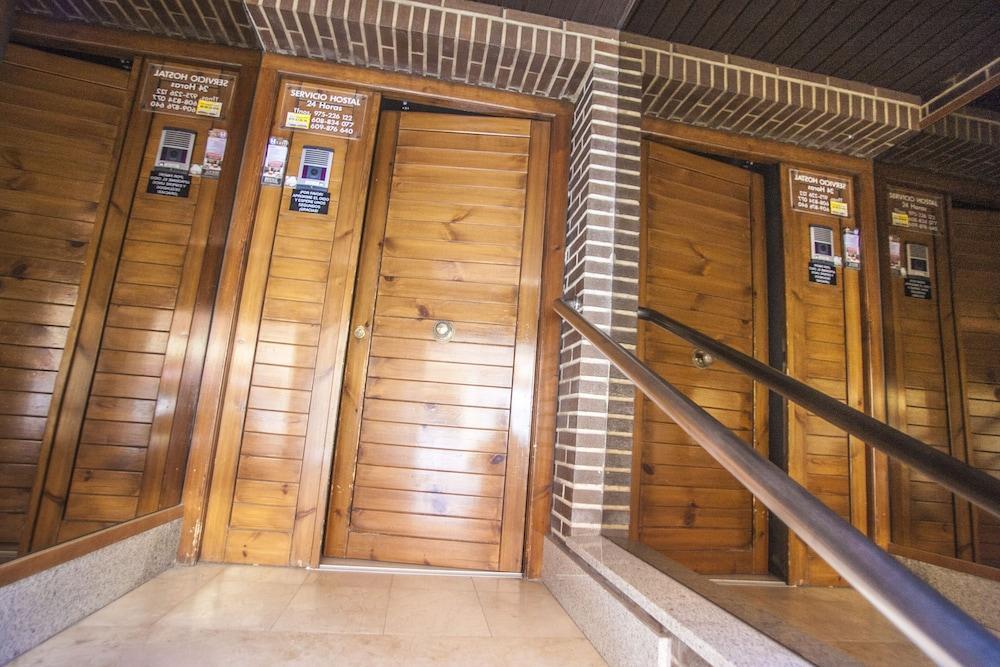 Hostal Santa Barbara Σορία Εξωτερικό φωτογραφία
